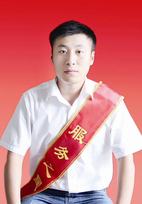 黄国宇.jpg