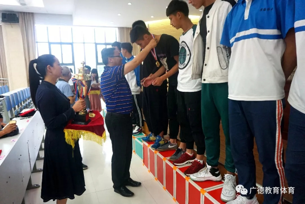 篮球03.jpg 篮球03.jpg