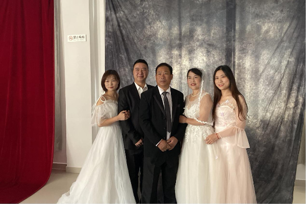 银婚婚纱照_婚纱照风格(2)