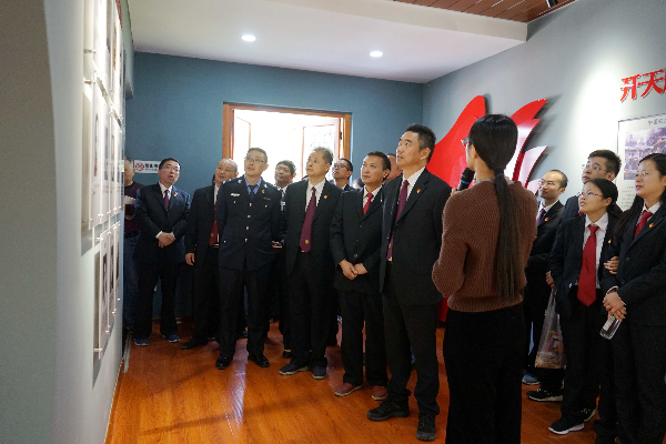 原图1.JPG 原图1.JPG