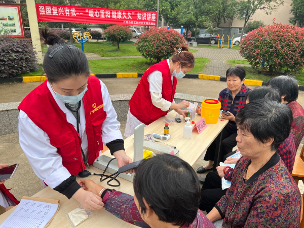 强国复兴有我——“暖心重阳 健康久久”知识讲座2_看图王.jpg 强国复兴有我——“暖心重阳 健康久久”知识讲座2_看图王.jpg
